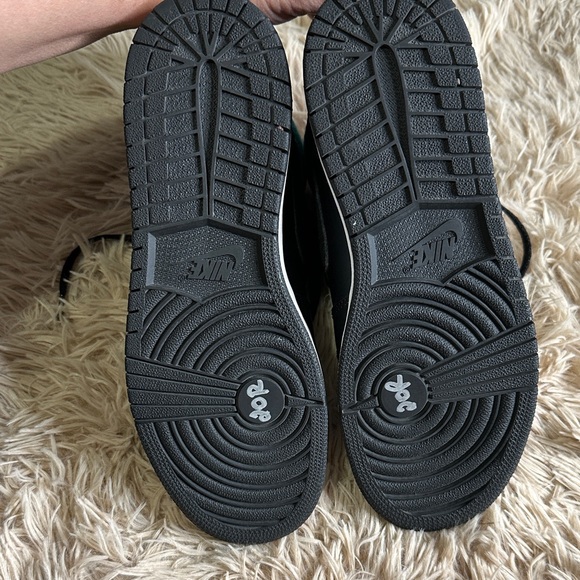 Air Jordan Black and Teal High-Top Sneakers - Picture 11 of 16